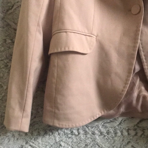 SOLD H&M Baby Pink Blazer - Picture 2 of 15